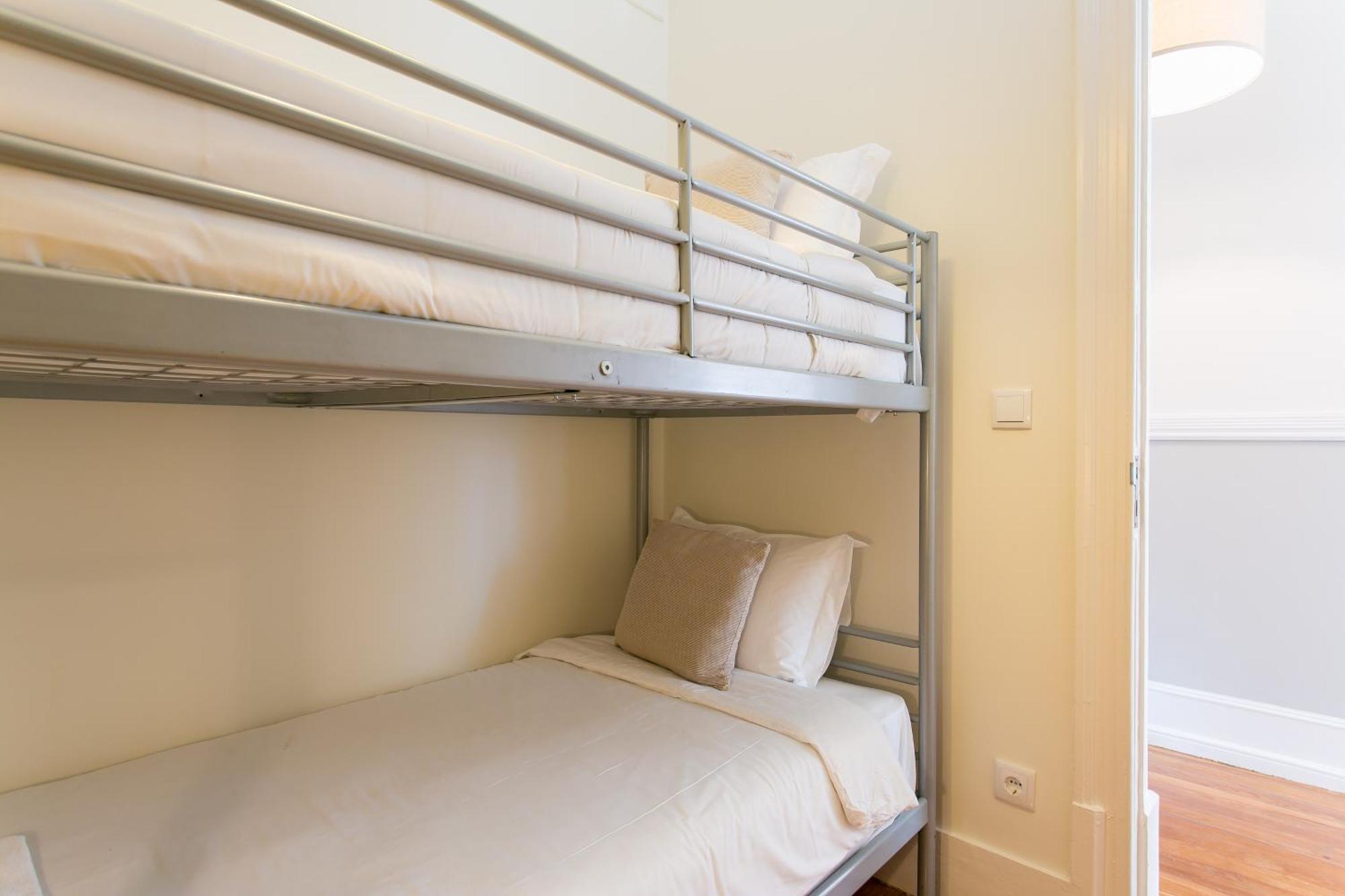Rato By Hill Apartamento